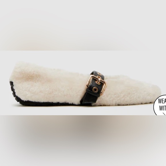 Steve Madden Toasty Beige Flats New in Box - Picture 5 of 5